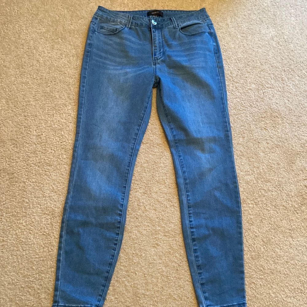 Blue skinny jeans